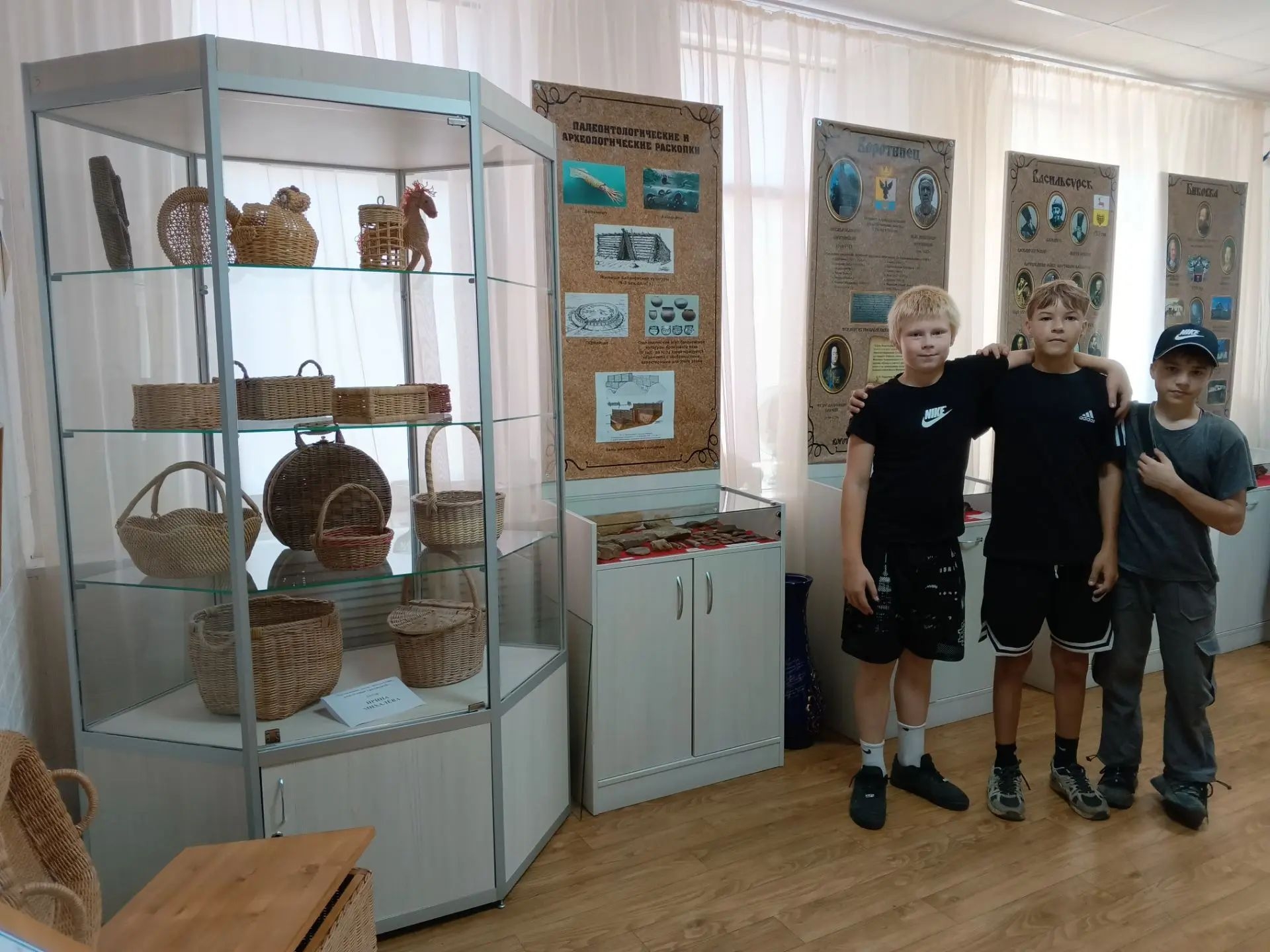 БЕРИ ДРУЗЕЙ — ИДИ В МУЗЕЙ