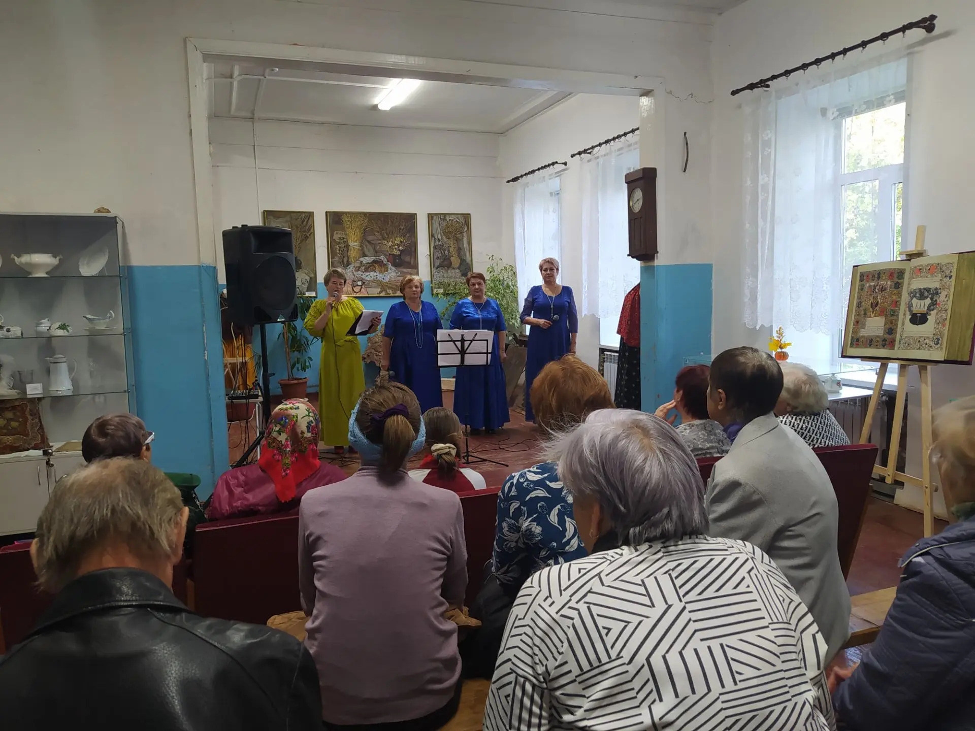 День пожилого человека в Быковке